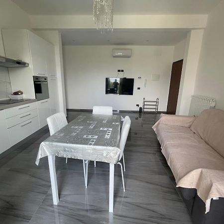 Appartement Autumn à Vado Ligure Extérieur photo